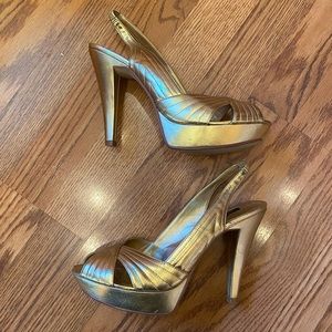 Gold Chinese Laundry 5” heels size 9